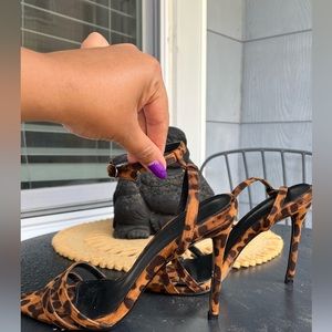 Boohoo cheetah print high pointy heels